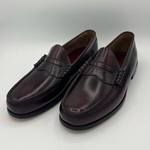 G.H. Bass & Co Burgundy Leather Loafers 10